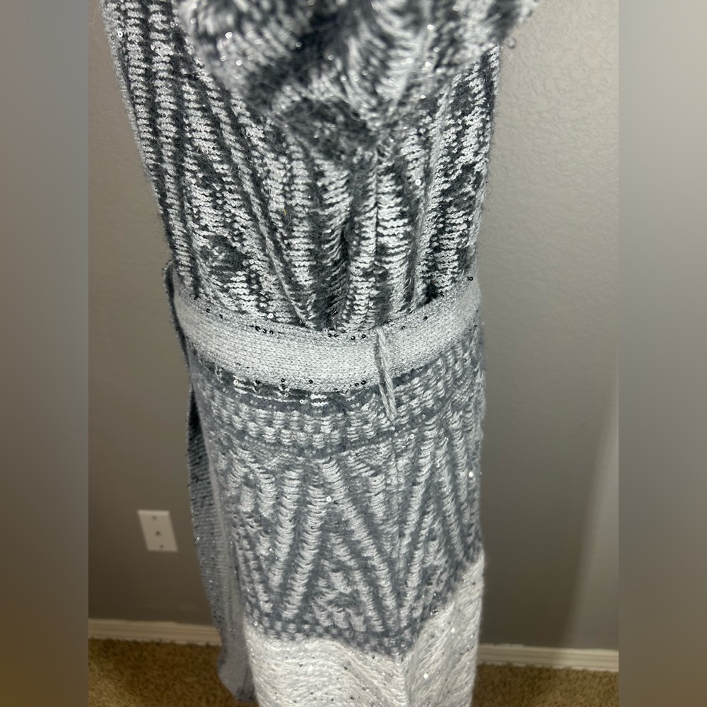 WHBM Gray White Sequin Cover Up Cardigan Sweater Coat Fair Isle Nordic Size M - Picture 7 of 15